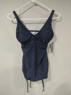 Blusa de banho TYR DuraFast Elite Mantra gola V - Azul tamanho 6 - $55 - Imagem 1 de 4