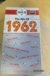 AN HOUR OF THE HITS OF 1962 - CASSETTE BOX SET - GREAT CONDITION - Picture 1 of 4