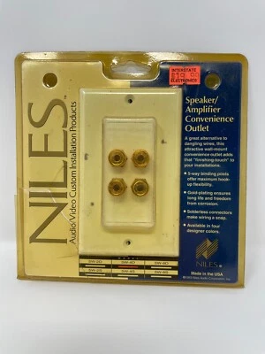 Niles 5W-4D White Speaker / Amplifier Convenience Outlet 5 Way New Old Stock - Image 1 of 3