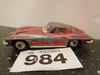 VINTAGE CORGI TOYS 310 CHEVROLET CORVETTE STINGRAY (984) - Image 1 of 4