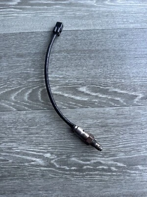 Sensor Lambda de Escape Triumph Street Triple 660 NOVO P/N: T2204062 - Imagem 1 de 3