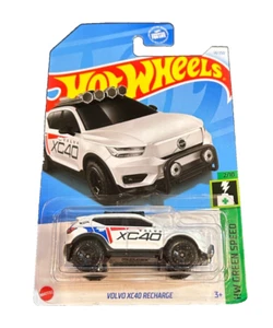 Hot Wheels VOLVO XC40 RECHARGE 2/10 HW Green Speed Mattel *40% OFF - Picture 1 of 2