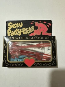 Vintage 1996 Sexy Party Picks Olive Stick Drink Stir Bar Cocktail Gag Regalo Nuovo - Foto 1 di 5