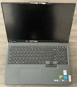 Lenovo Legion Pro 5 16Irx8 16" - i7 - 32GB - ohne Laufwerke - ERSATZTEILSPENDER! - Bild 1 von 5