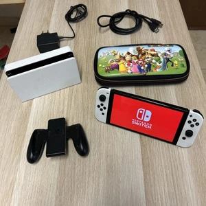 Nintendo Switch Oled Console | 64GB | Console + Cover Omaggio | Imperfezioni - Foto 1 di 17