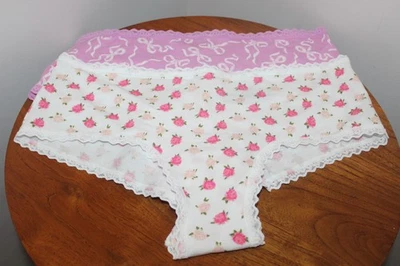 VICTORIA'S SECRET DESCARADO JUEGO DE 2 LAZOS PUNTO LILA BLANCO Y ROSA PEONÍAS TALLA XL Foto 1 de 4