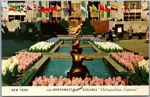 1940er NORTHWEST ORIENT AIRLINES Werbepostkarte NEW YORK CITY "Metropolitan Express" - Bild 1 von 2