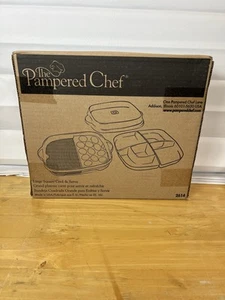 NEW Pampered Chef Large Square Cool and Serve #2614 - Picture 1 of 5