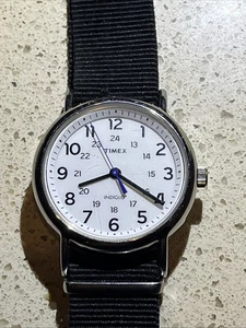 Timex Weekender Indiglo WR 30M Clean White Dial Quartz Analog Men's Watch - Picture 1 of 10