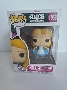 Disney Alice In Wonderland / Alice ( Curtsying ) Pop #1058 - Picture 1 of 5