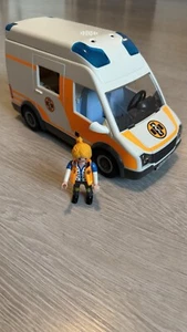 Playmobil Rettungswagen Krankenwagen mit Licht Sirene - Bild 1 von 9