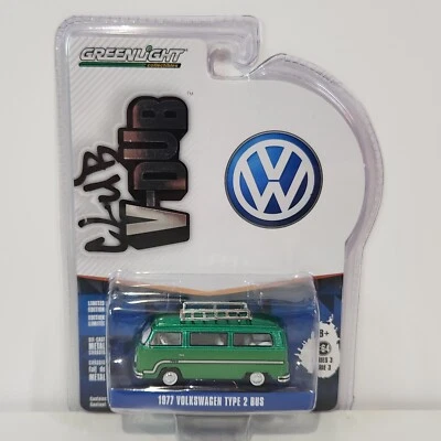 Greenlight Club V-Dub Series 3 1977 Volkswagen Type 2 автобус CHASE зеленая машина - Изображение 1 из 4