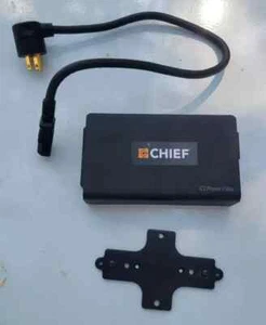 Chief APC C2 120V 2 Steckdosen Netzfilter mit Wandhalterung & Netzkabel - Bild 1 von 4