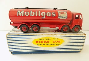 Vintage Dinky 941 Foden 14 ton Mobilgas tanker MIB - Picture 1 of 10