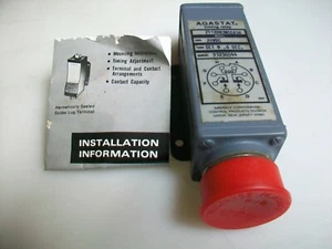 NOS AGASTAT TIMING RELAY 211DH3NCC658 - Picture 1 of 7