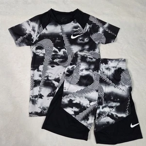 EUC Boys Nike Dri-Fit 2 Piece Shirt & Shorts Outfit, Black/White/Grey, Sz Small - Picture 1 of 6