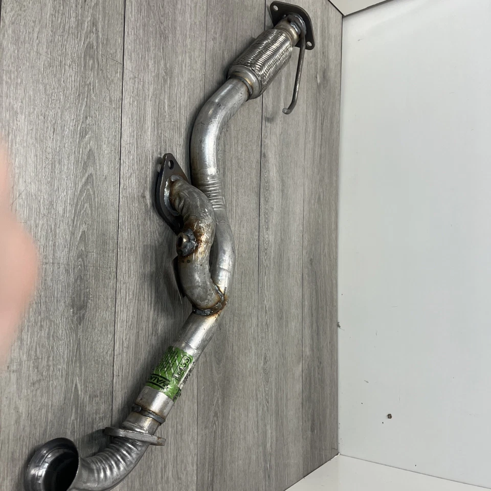 Tubo de escape de acero aluminizado Walker 50433 para Ford Escape 2001-2007 Foto 1 de 3