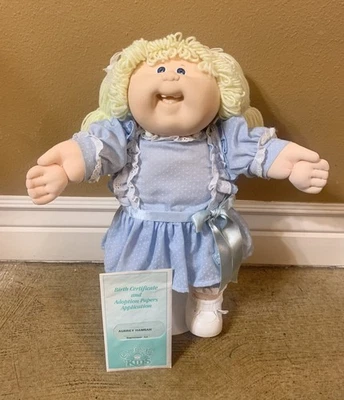 Vintage Cabbage Patch Kids Doll HM19 Girl With Adoption Papers Audrey Hannah - Image 1 of 4