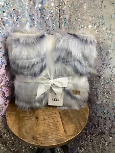 Ugg Rosie 50 By 70 Blue Faux Fur Throw AUTHENTIC NWT - Picture 1 of 11