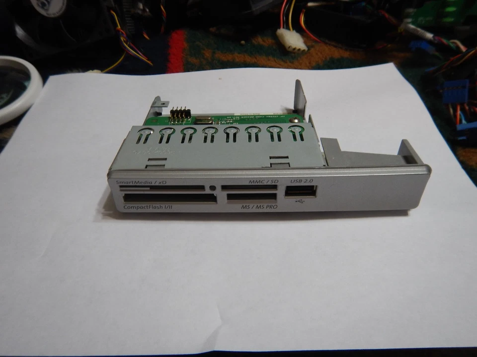 HP 9 in 1 Media Card Reader  5069-6325  grey face plate - Image 1 of 1