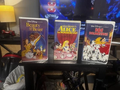 Disney Black Diamond VHS Set Of 3 Beauty And The Beast, 101 Dalmatians, Alice In - Image 1 of 2
