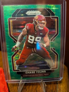 2021 Panini Prizm - Chase Young #213 Neon Green Pulsar Prizm - Bild 1 von 2