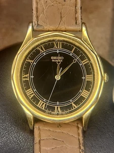 Seiko 7n01-7a40 Herrenuhr 34mm neue Batterie römische Ziffern braucht Band - Bild 1 von 7
