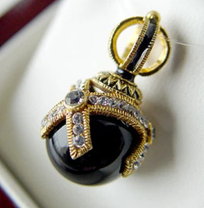 SALE ! SUPERB RUSSIAN EGG PENDANT STERLING SILVER 925 ENAMEL with GENUINE ONYX - Picture 1 of 1