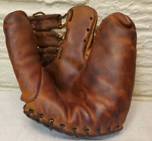 VTG Collectible Wilson 1940's The Ball Hawk 3 A2020 2 Finger Baseball Glove