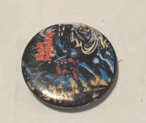 IRON MAIDEN OFFICIAL 1983 VINTAGE BUTTON PIN BADGE - Picture 1 of 2