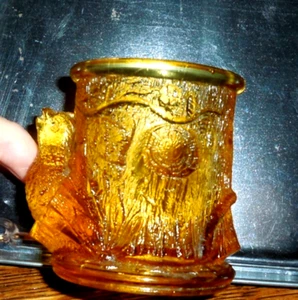 Vintage gelbes Westmoreland "Vogel im Baumstamm" Gewürzglas (Deckel fehlt) - Bild 1 von 12