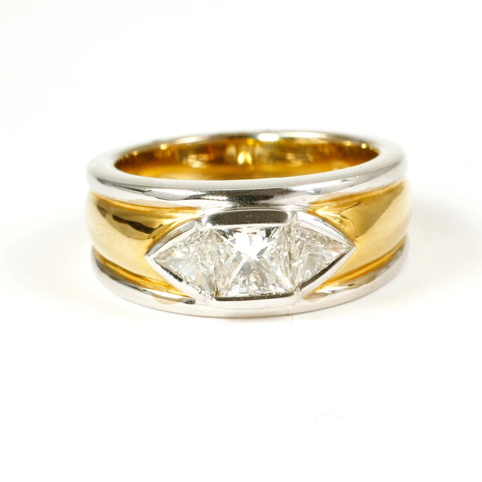 Ring in 750 Gold, 18 Karat, Diamant 1,01 Karat, Feines Weiß, vs - Bild 1 von 1