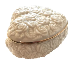 Lenox Porcelain Heart-Shaped Trinket Box w/Roses & Gold Trim Handcrafted - Picture 1 of 9