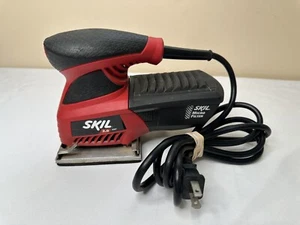 Skil Levigatrice palmare 1/4 foglio 7290-01 bidone micro filtro FO127290AA FUNZIONA BENISSIMO! - Foto 1 di 8
