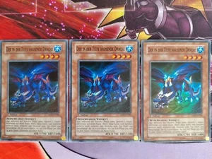 3x DER IN DER TIEFE HAUSENDE DRACHE - ABPF-DE086 Super Rare /1. Aufl NM Playset - Bild 1 von 3