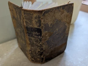 HOLY BIBLE OLD & NEW TESTAMENT POCKET SIZE LEATHER 1827 - Picture 1 of 13