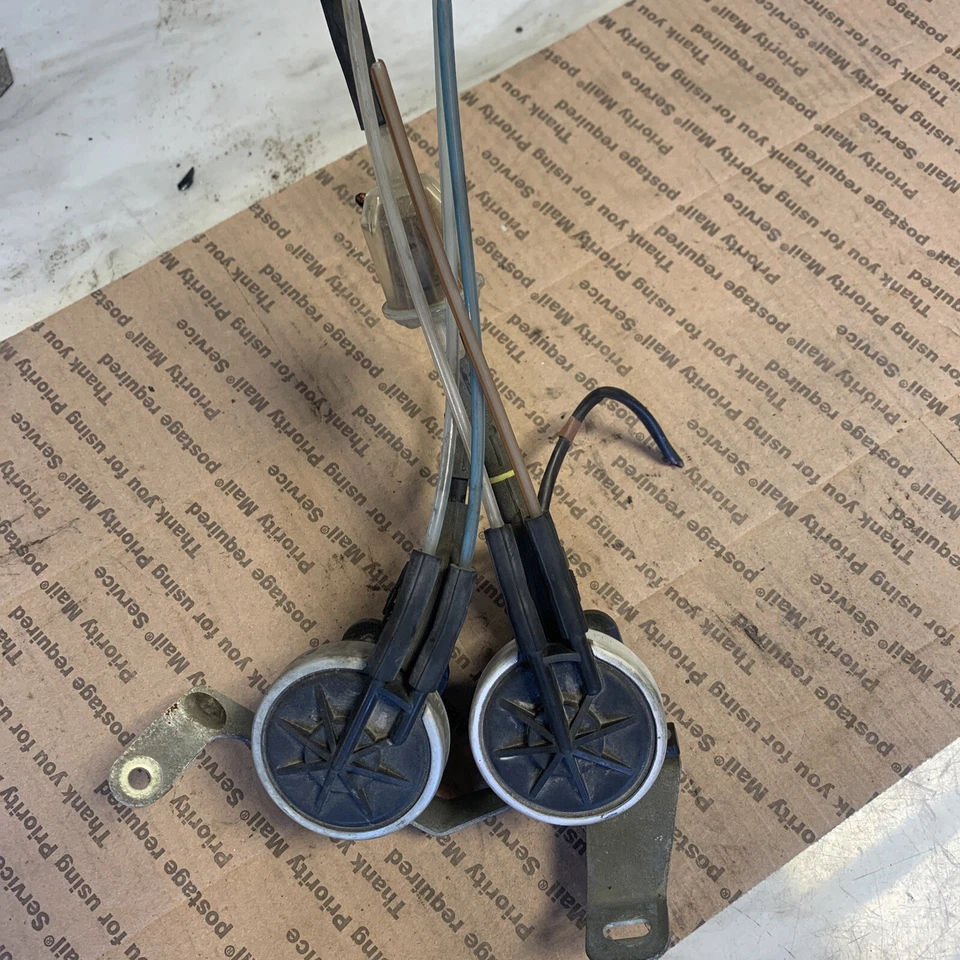 Mercedes 300D 190D 1987 válvula encubierta de presión de 2,5 L 0015407997 OEM Foto 1 de 4