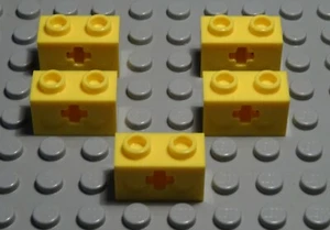 LEGO Technic Brick With cross Hole 1x2 Yellow 5 Piece (310) - Picture 1 of 1