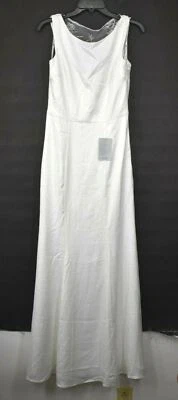 Vestido trompeta satinado espalda encaje sin mangas Nora cuello ballet Chi London para mujer 6 Foto 1 de 4