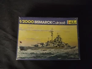 Vintage Heller Bismarck Cuirasse Militär Schlachtschiff Maßstab 1:2000 #051  - Bild 1 von 9