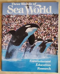 Three Worlds of Seaworld Souvenir Book - circa 1982 - Picture 1 of 6