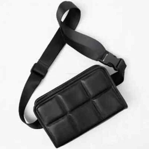 AMANDA UPRICHARD Negro Acolchado Cuero Sintético Bolso bandolera Fanny Pack NUEVO - Imagen 1 de 17