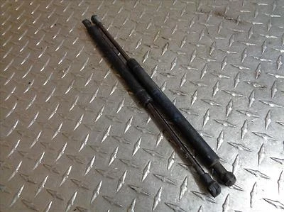 04 BMW 325 CI CONVERTIBLE PAR PUNTALES MALETERO TRASERO SOPORTES OEM Foto 1 de 4