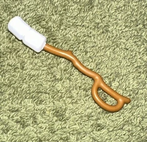 Barbie Club Chelsea Camper Puppe Feuerstelle Lagerfeuer geröstete Marshmallows 2019 - Bild 1 von 4