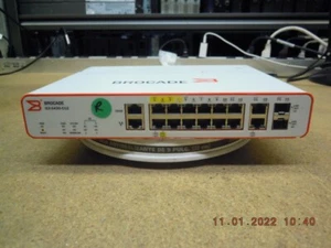 Brocade ICX6430-C12 12 ports GE (4 x GE PoE+) & 2 commutateurs de liaison montante 1GE SFP #S381 - Photo 1/10