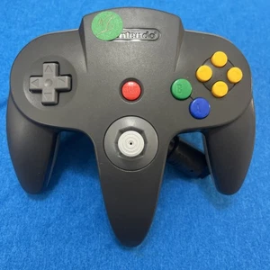 Mando Oficial Nintendo 64 OEM N64 Color Negro Apretado Stick 9/10 - Imagen 1 de 15