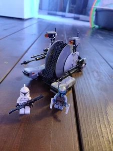 LEGO Star Wars 75015 Corporate Alliance Tank Droid - Bild 1 von 9