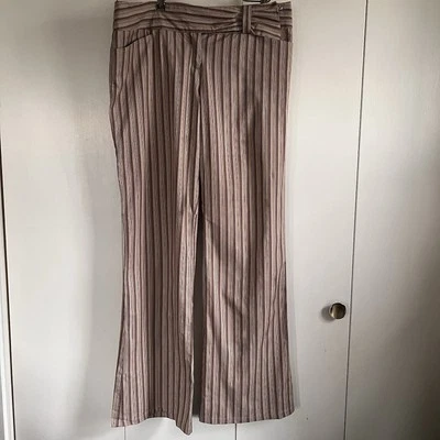 Pantalones Pantalones informales texturizados para mujer Nanette Lepore, hechos en EE. UU. talla 10 Foto 1 de 4