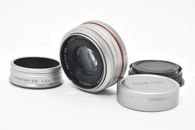 Pentax HD PENTAX-DA 70mm f/2.4 Limited Silver AYM4884270 - Image 1 of 4