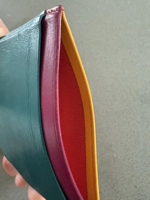 Christian Louboutin, Paris couro azul-petróleo com porta-cartões colorido vibrante - $300+ - Imagem 1 de 4